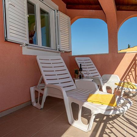 Seaview & Balcony Apartment Petra Jadrija Zewnętrze zdjęcie