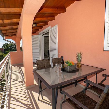 Seaview & Balcony Apartment Petra Jadrija Zewnętrze zdjęcie