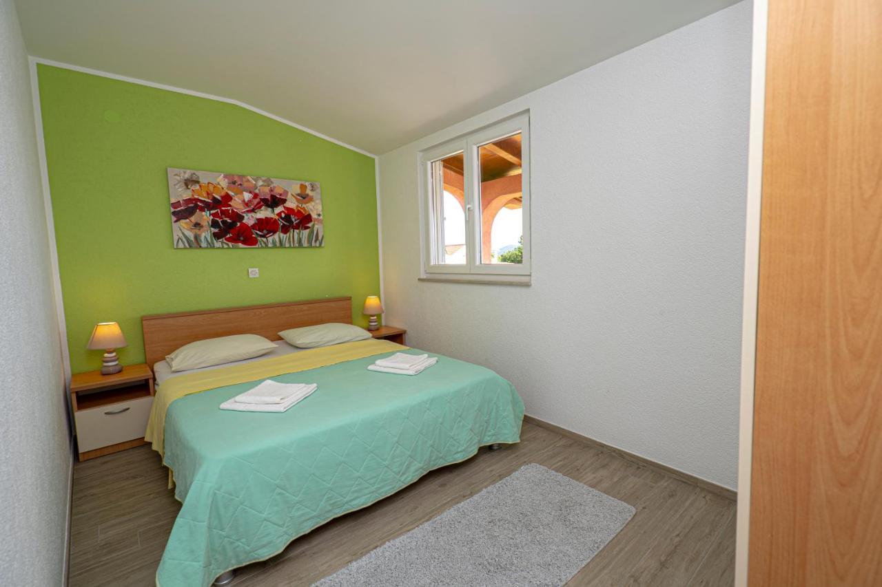 Seaview & Balcony Apartment Petra Jadrija Zewnętrze zdjęcie