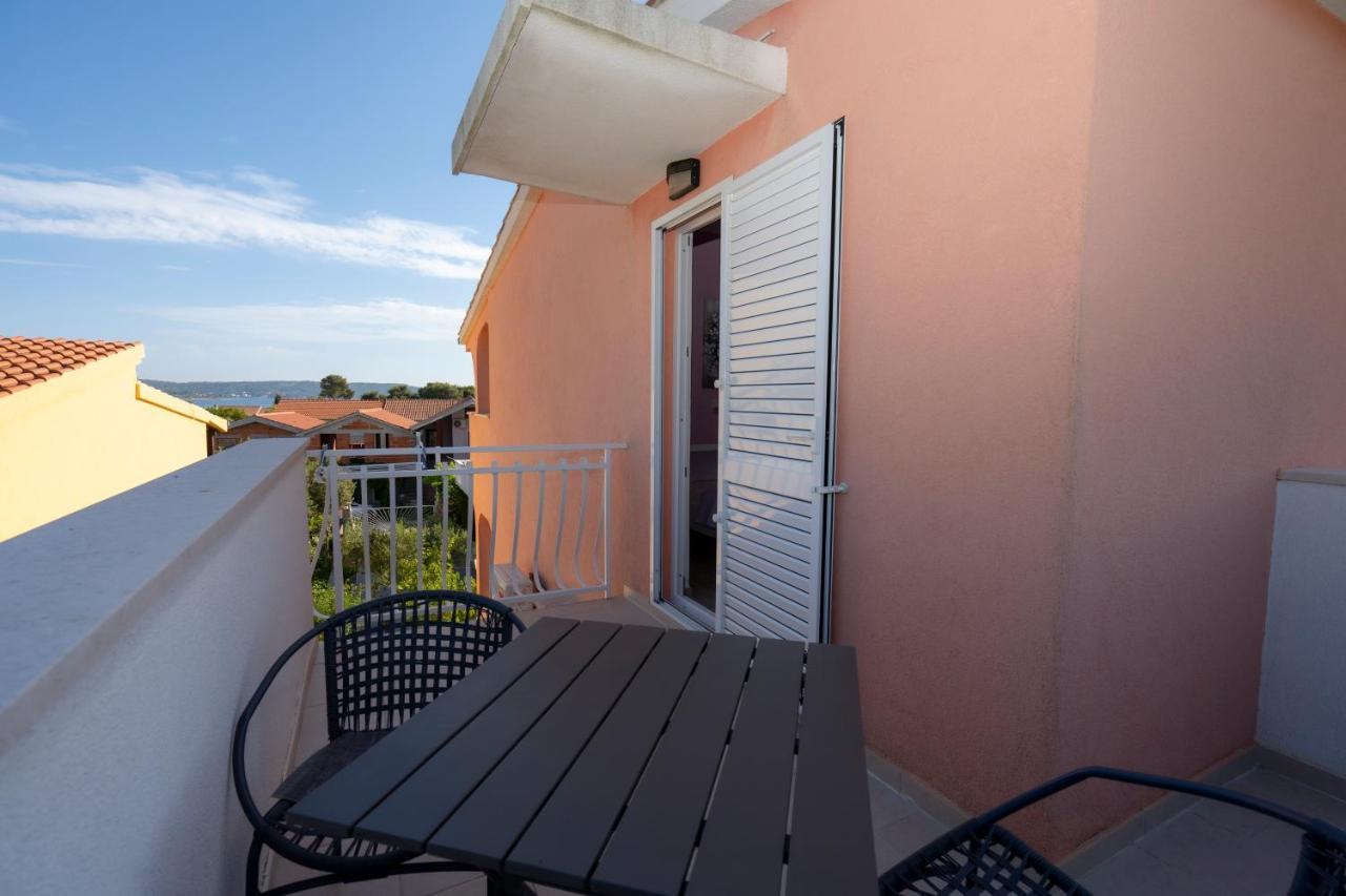 Seaview & Balcony Apartment Petra Jadrija Zewnętrze zdjęcie