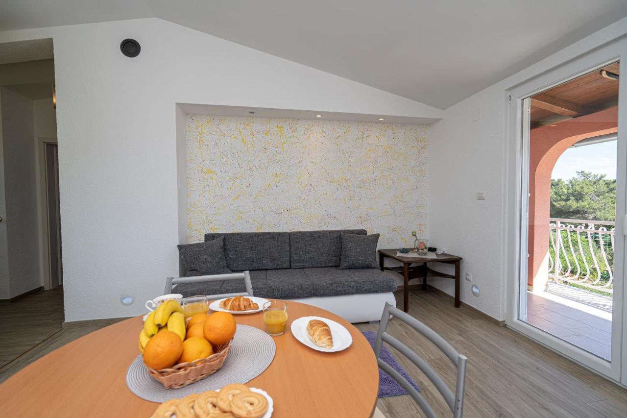 Seaview & Balcony Apartment Petra Jadrija Zewnętrze zdjęcie